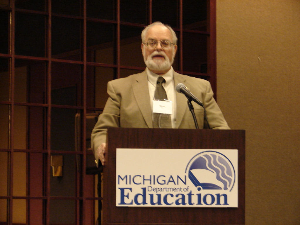 Network Chair, Dave Borth, welcomes the membership