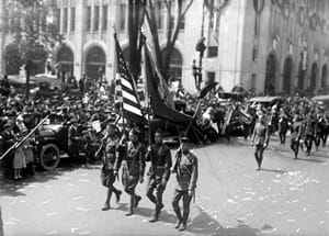 Michigan 32nd Infantry Division marching in 1919 parade. Photo courtesy Walter P. Reuther Library. Michigan 32nd Infantry Division marching in 1919 parade. Photo courtesy Walter P. Reuther Library.