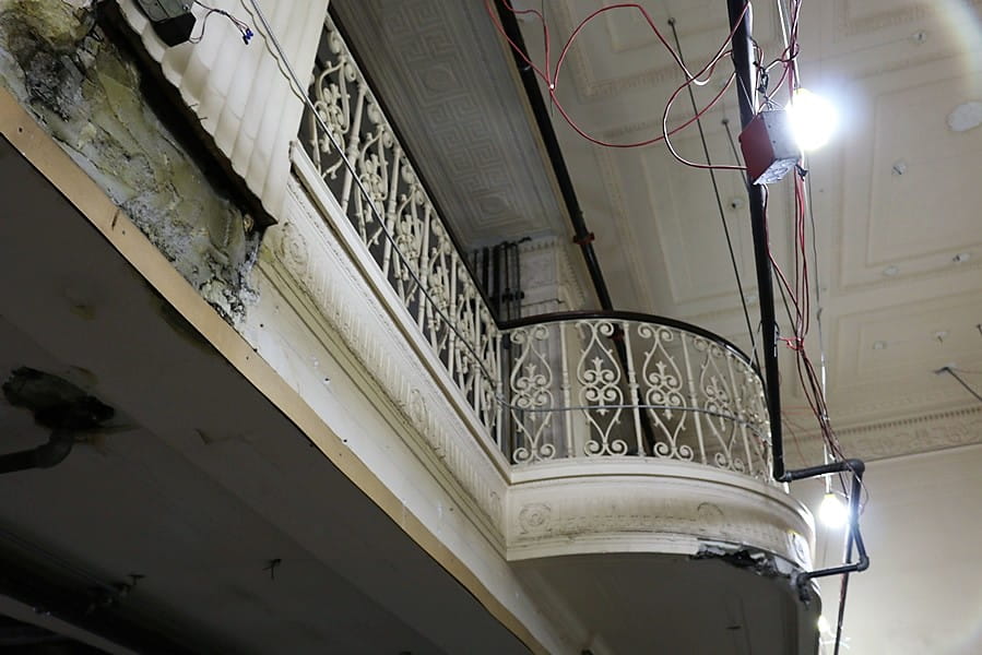 Suite L-325