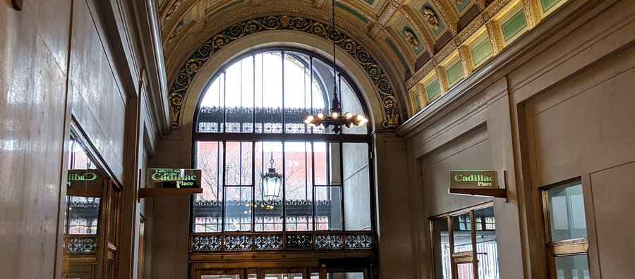 Cadillac Place arcade-alt
