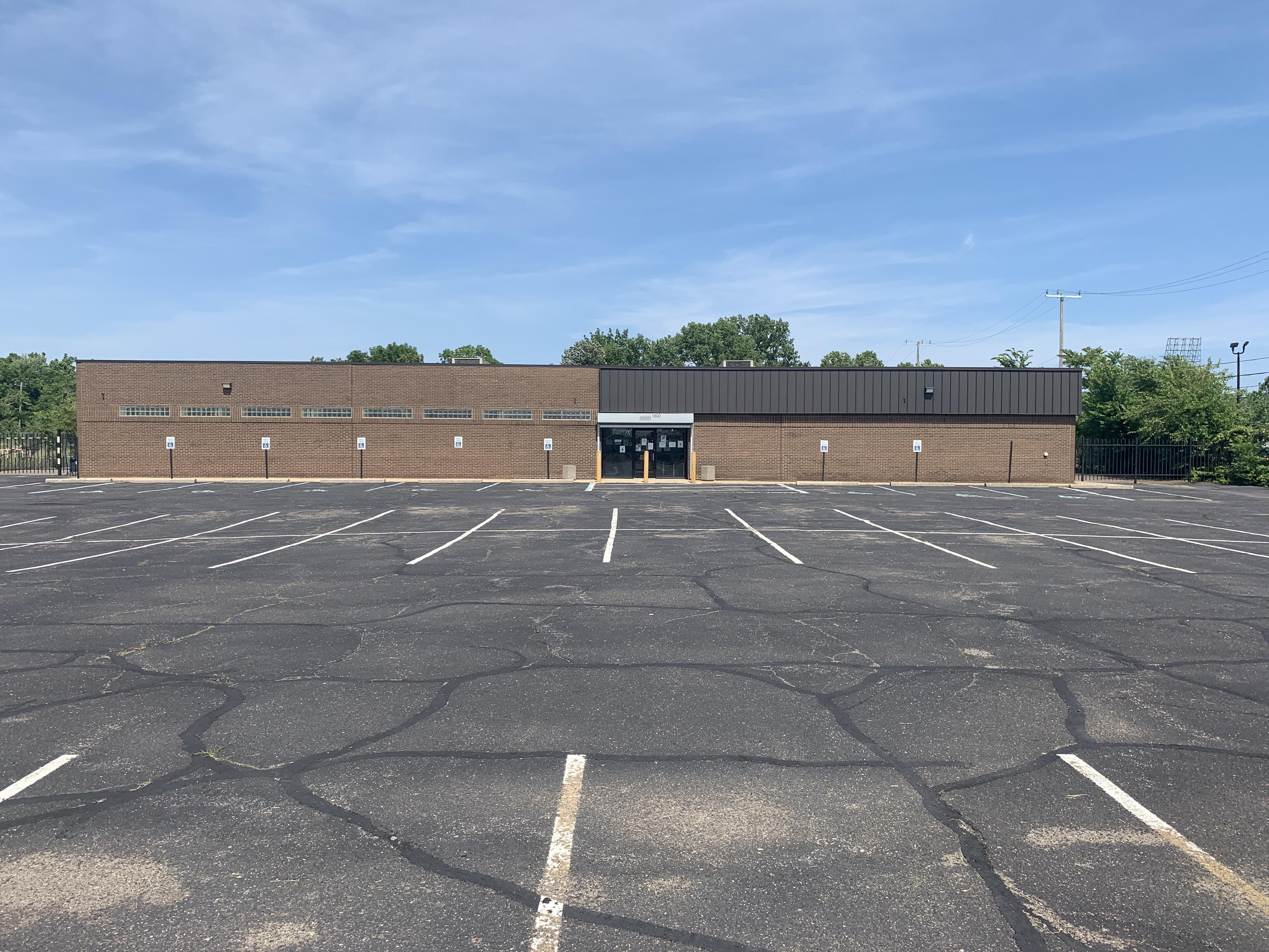 Dallas District Parole Office - sjg2r9q
