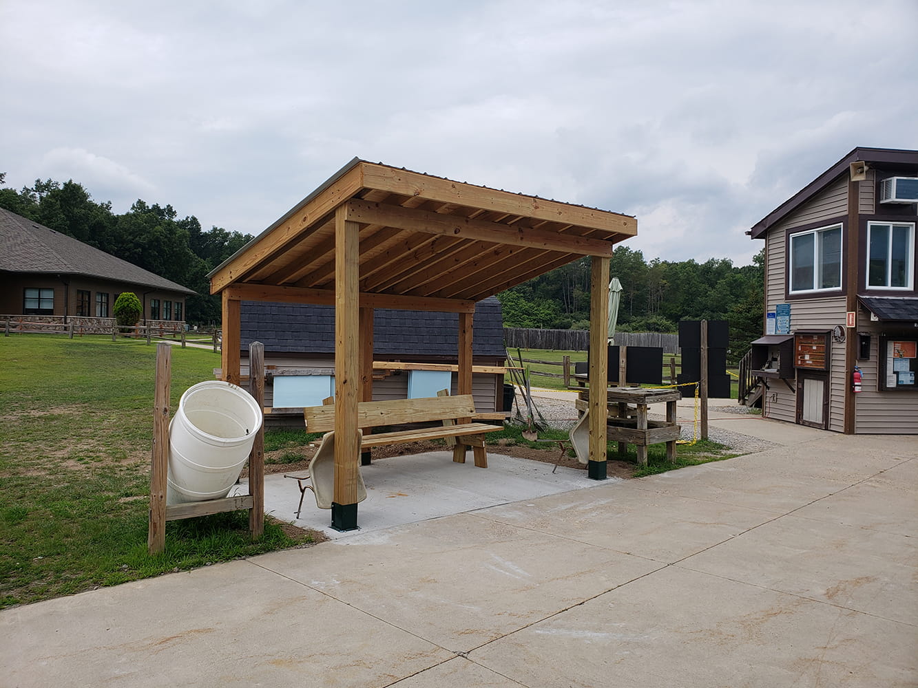 Rose Lake shooting range shelter with bench