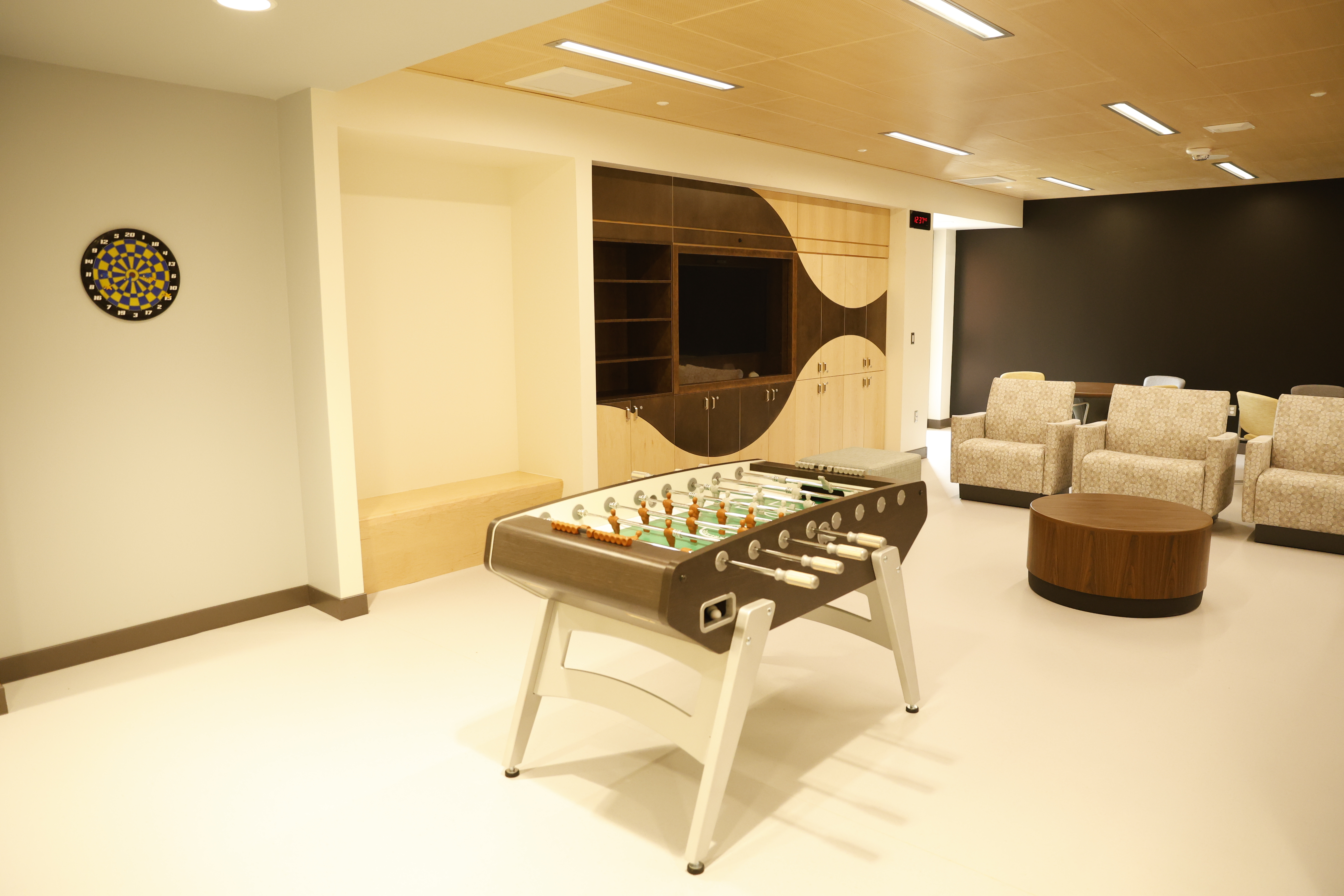 Photo in the Caro Psychiatric Hospital. Photo of a game area.