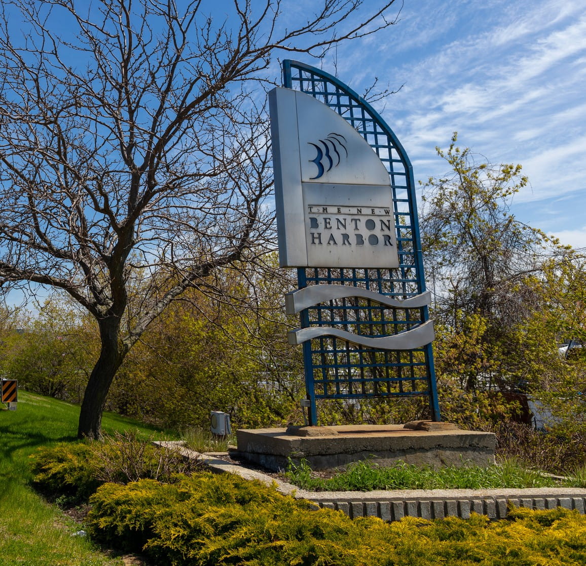 Benton Harbor metal welcome sign