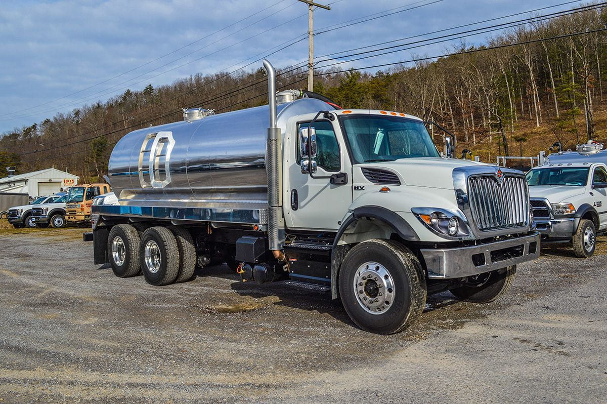 white septic truck