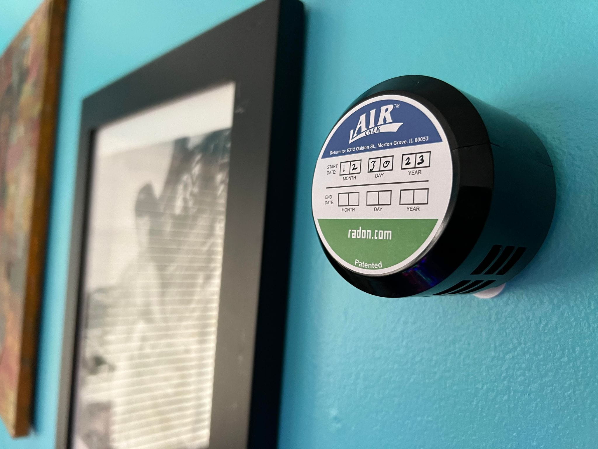 Radon graphic showing examples of short-term test devices