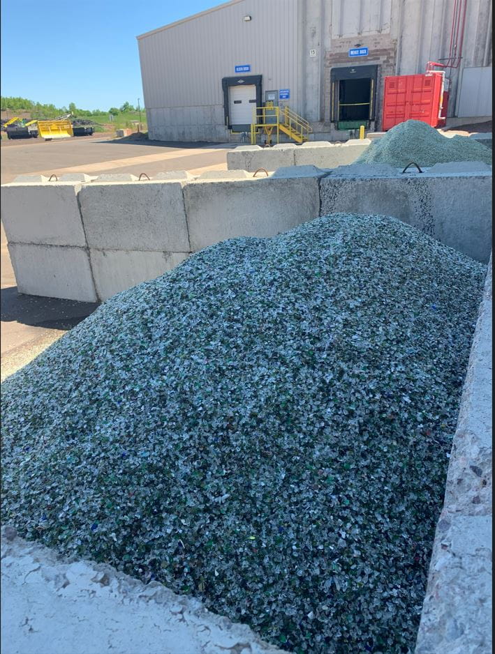 Aggregate produced by Marquette glass pulverizer.
