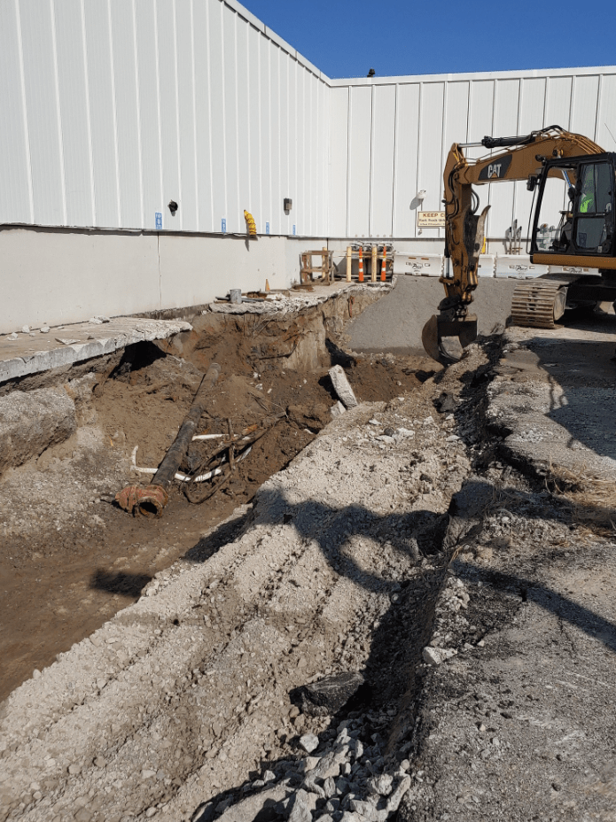 Excavation - Photo #6