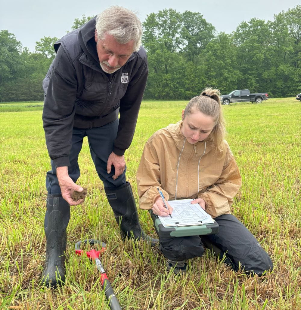 Conservation technicians from MDARD assess soil health in the Western Lake Erie Basin. Credit: MDARD.