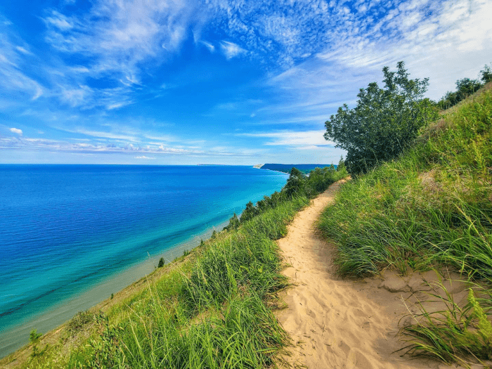 Sleeping Bear Dunes Lake Shore - Photo Credit Lucky Lugan