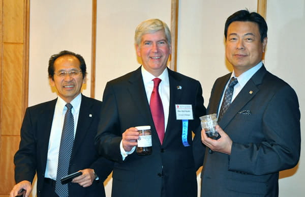 Gov. Rick Snyder meets with Otsuka Foods officials