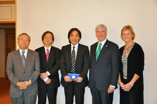 Gov. Rick Snyder meets with Takamichi Matsushita, president of Eco Research Institute of Tokyo