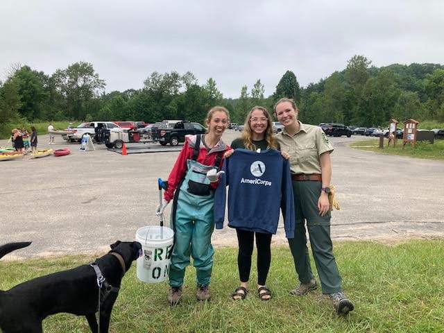Madison Paulk with other AmeriCorps service members. 