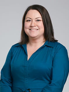 Lori Henrickson headshot