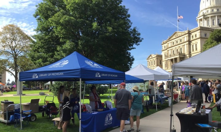 2022 LM For State Employees Library Card Hero Image Capitol Farmers Market