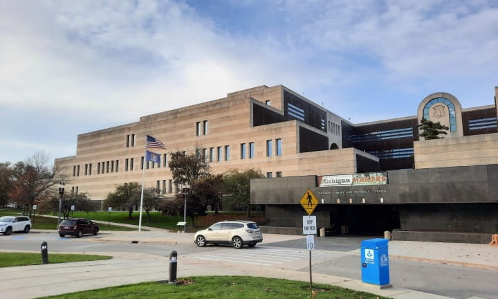 2023 Gallery Hero Image Library Exterior