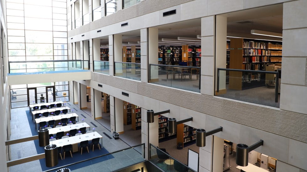 2023 Photo Gallery Library Interior 16