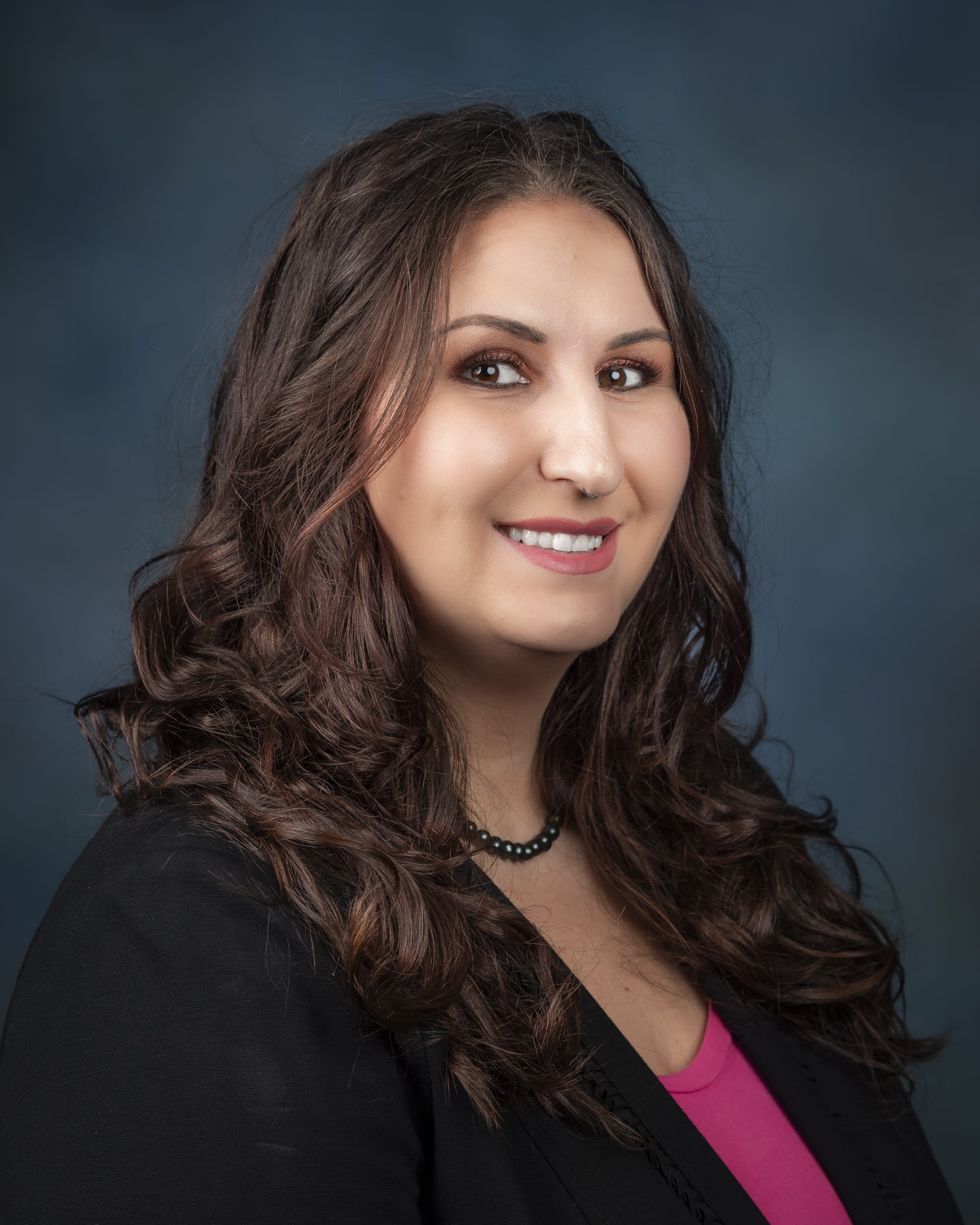 Professional portrait of Ariel Scheidl