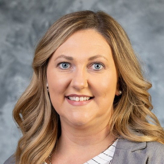 Portrait of Kristen Morningstar