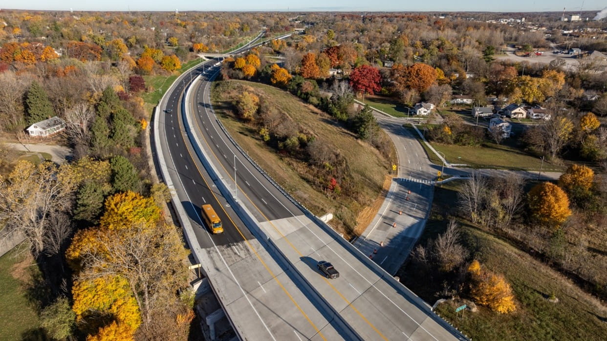 A view of the newly rebuilt north segment of I-475 from Carpenter Road to the Flint River in Flint.