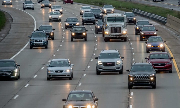 Commuter traffic eastbound  I-696 east of I-275 in Metro Detroit.
