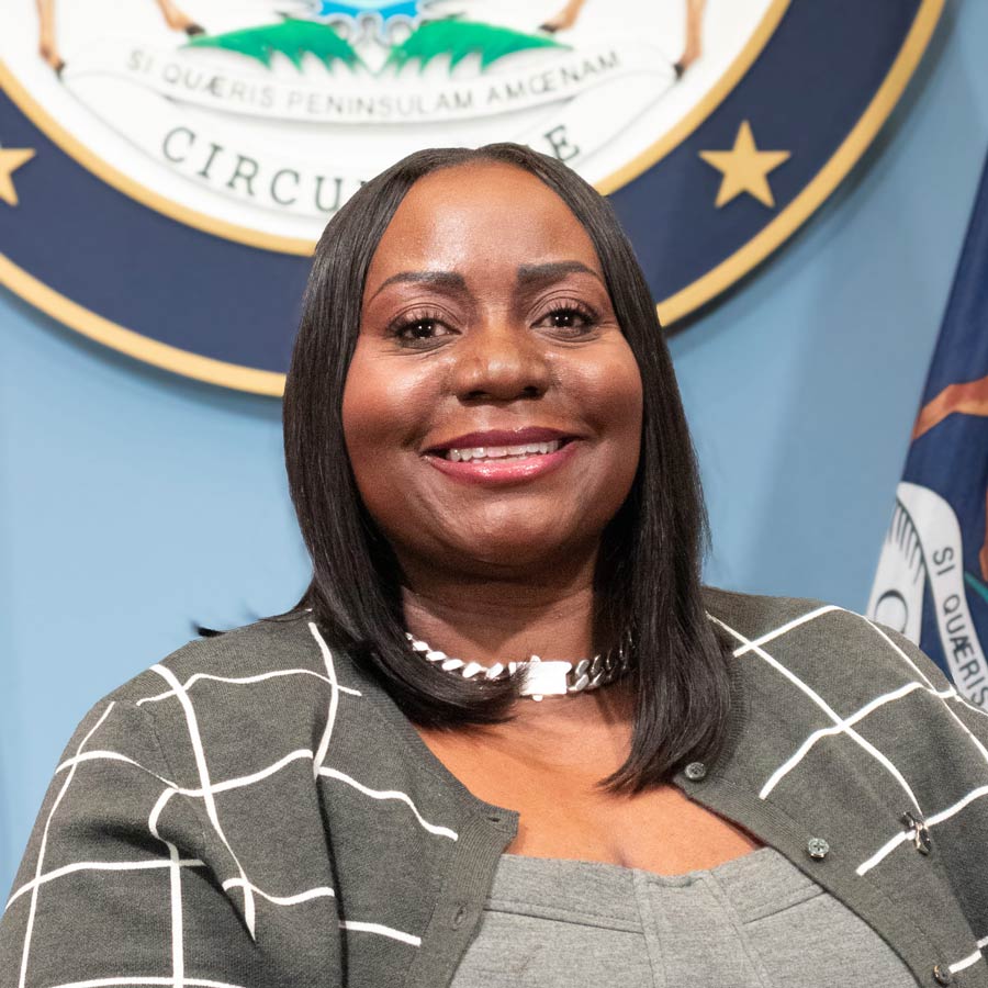 Commissioner Shaquila Myers Headshot