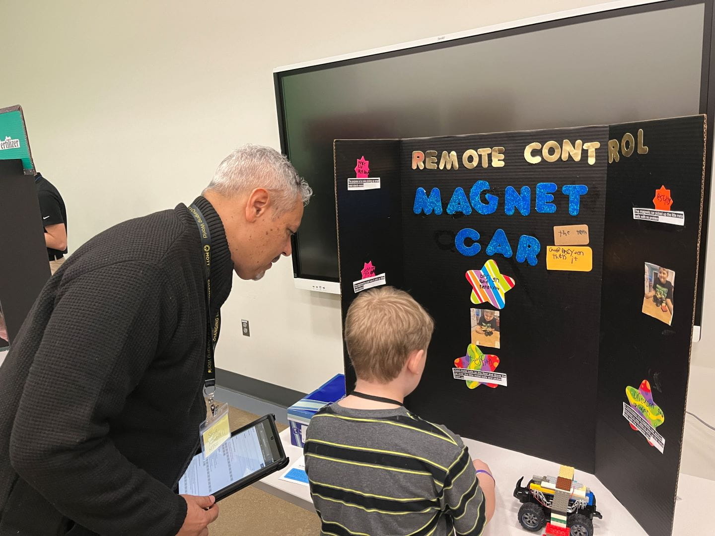 MPSC staff judges science fair project