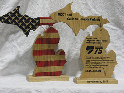 V545-Mitten Plaque-NoClock-2022