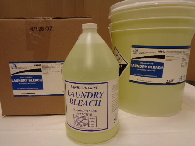 8819 Glass N Surface Cleaner