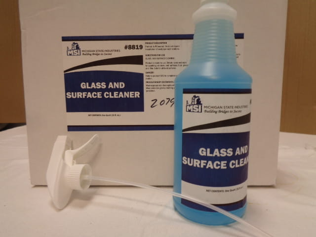 8819 Glass N Surface Cleaner