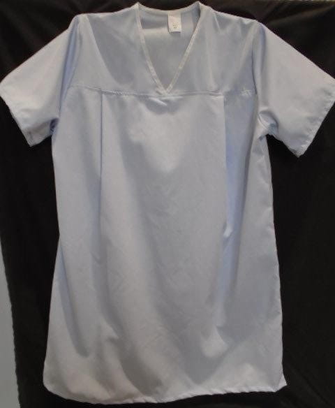 1681 Womens Pleated Nightgown
