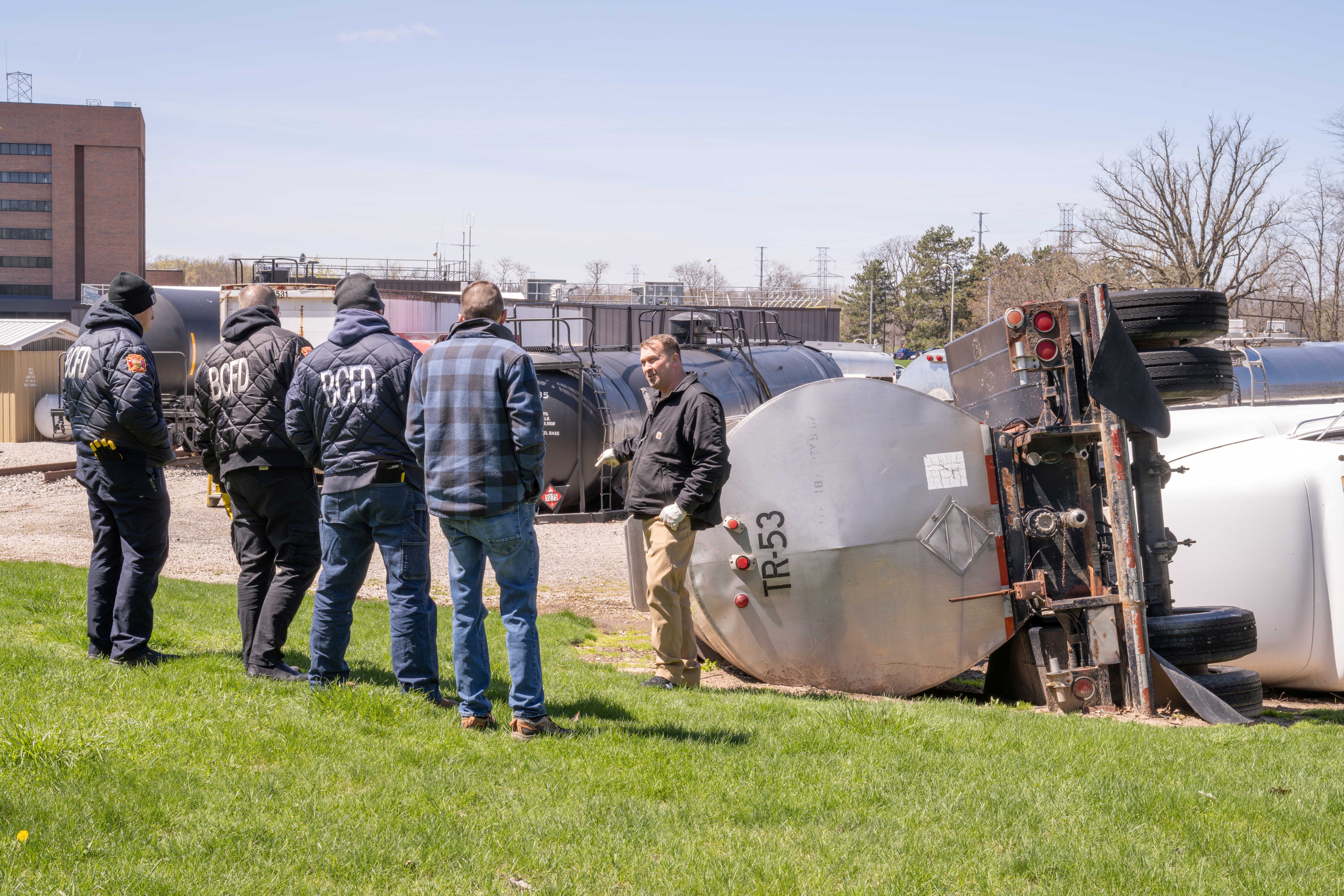 An instructor giving an outdoor presentation at the MI Hazmat Responder Conference.