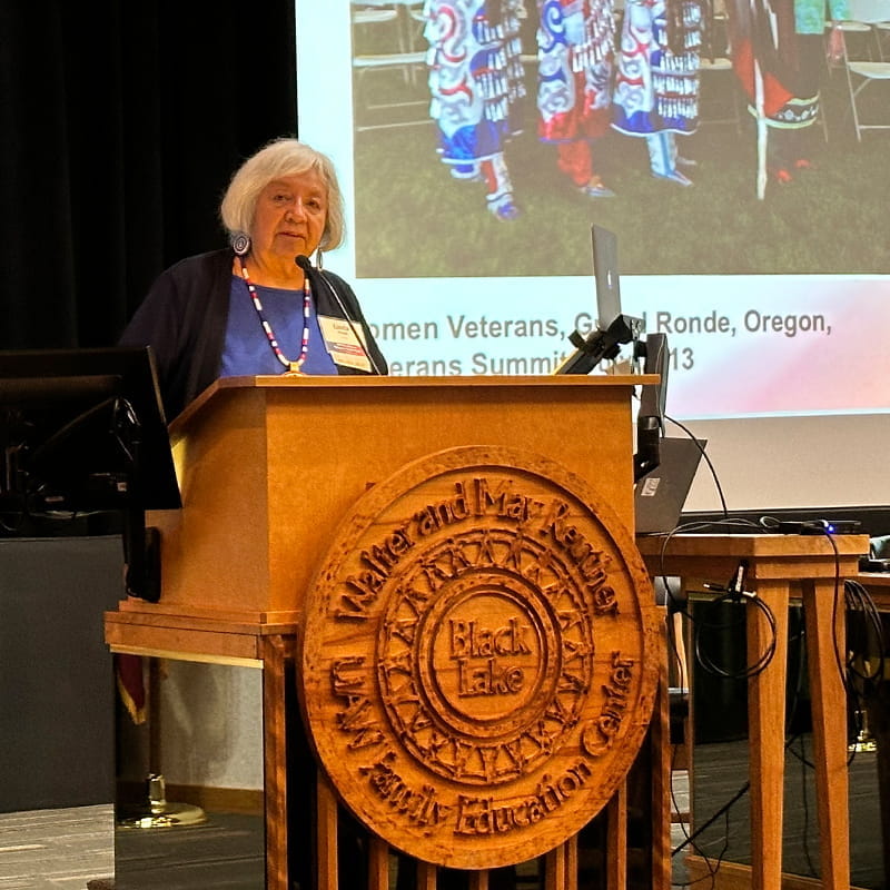 Linda Woods speaks at the MVAA Women Veterans Conference