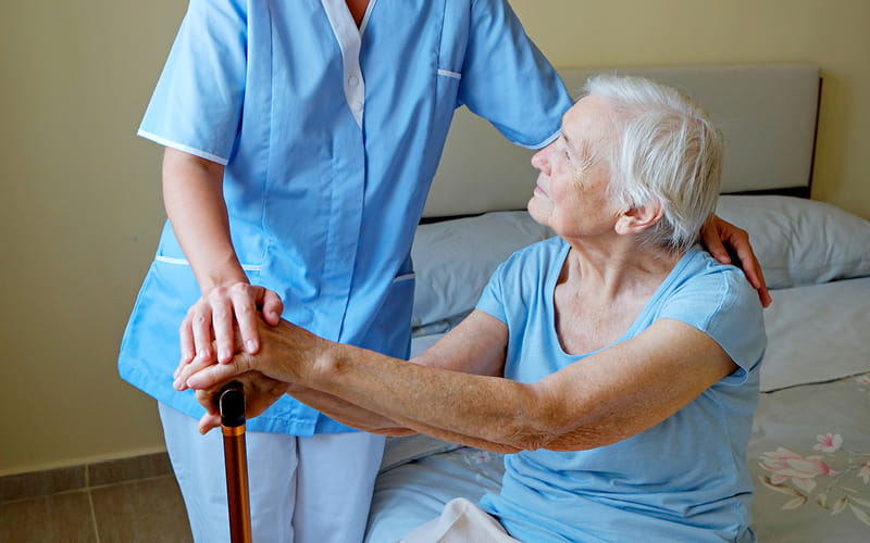 Women Veterans and End-Of-Life Care image