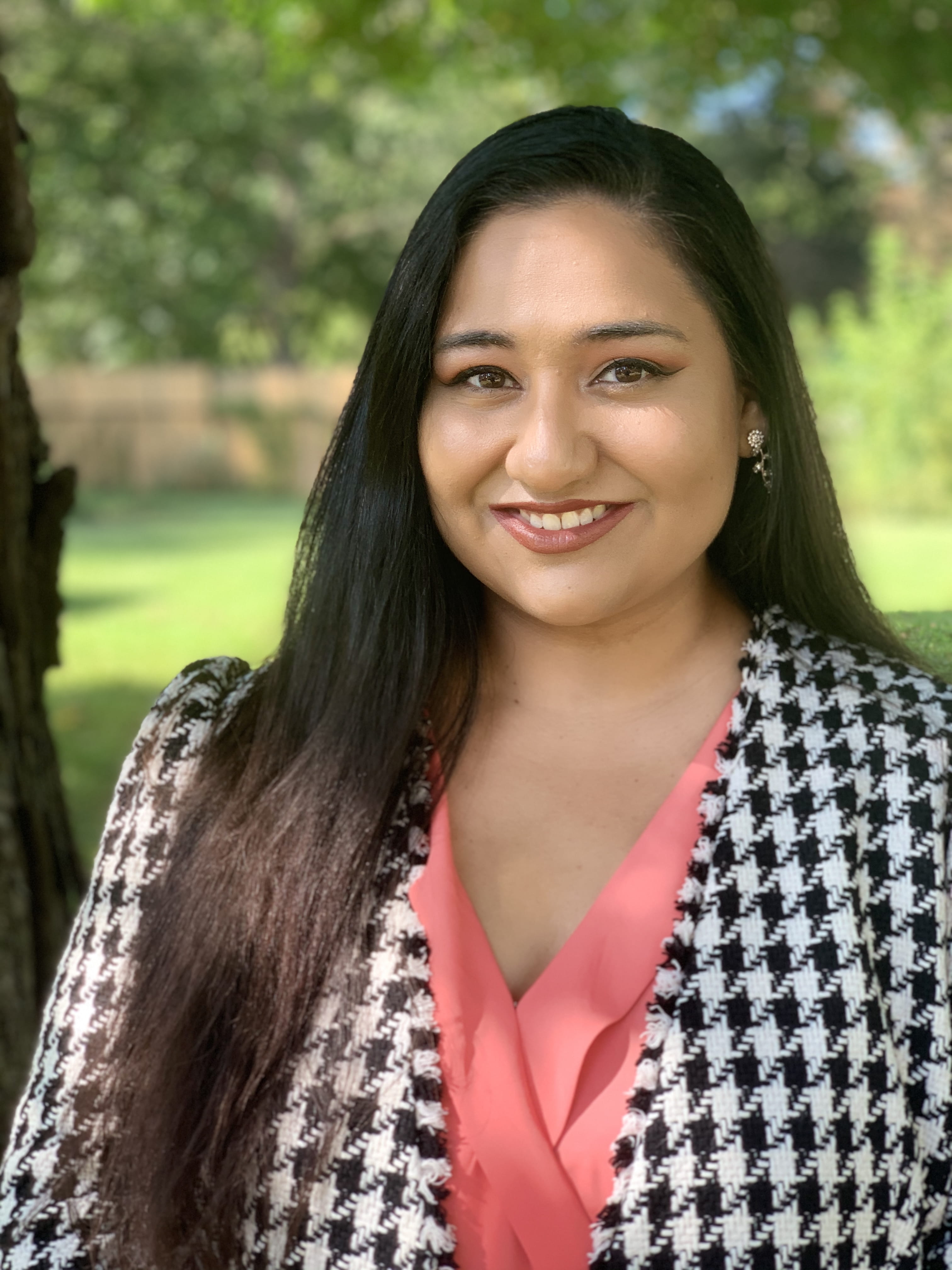 Dr. Isabel Montemayor-Vazquez Executive Director of HLCOM