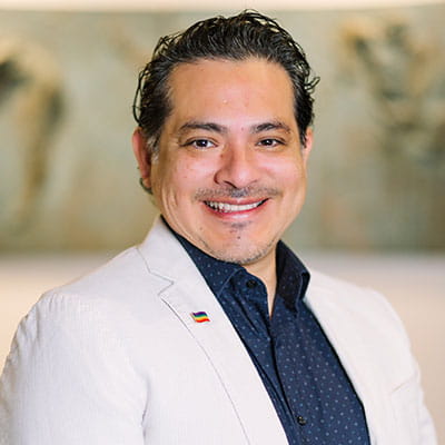 Raul Hernández-Guzmán headshot