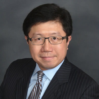 Ronny Chiang headshot