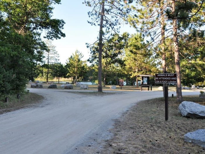 TomahawkLake Entrance