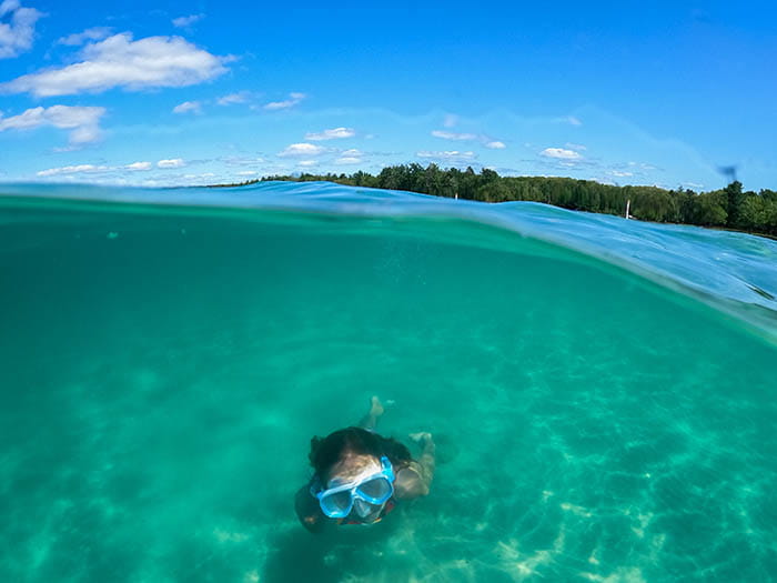 swimmer under water