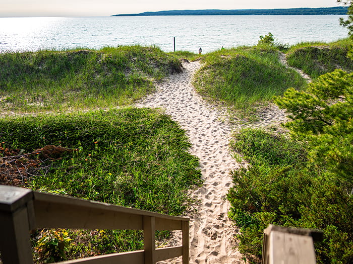 Petoskey State Park staris to water