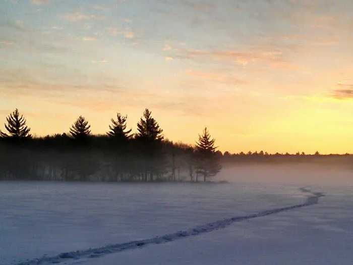 Tippy Dam sunrise snow