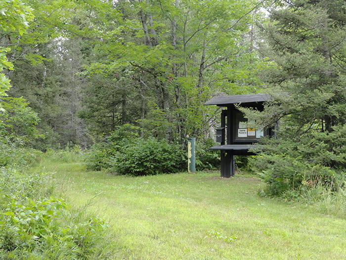 An informational kiosk at the start of the Merriman East Pathway