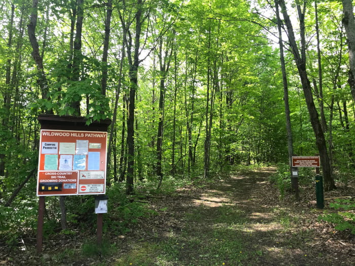 An information kiosk at the trailhead of the Wildwood Hills Pathway