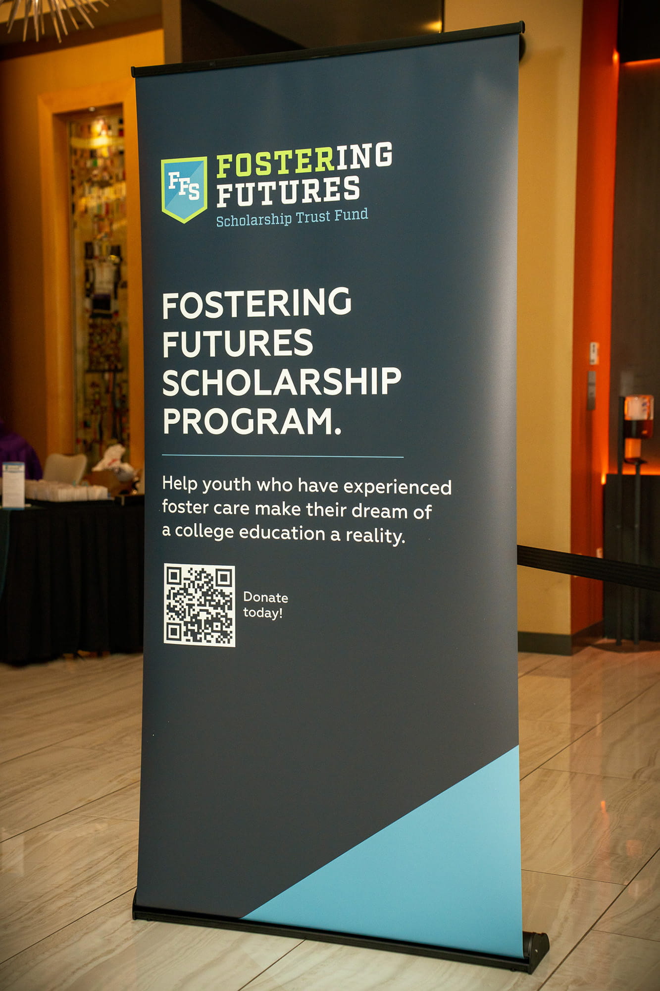 A sign welcoming guests to the Gala