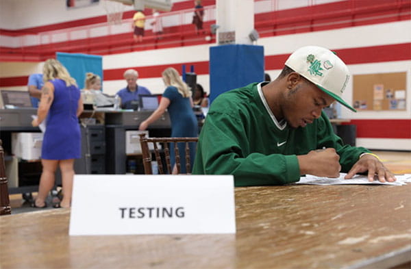 Dearborn Heights Road to Restoration Clinic 2024 Participant takes test