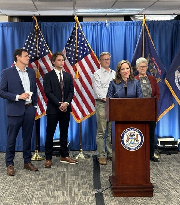 Secretary Benson introduces Michigan Voting Dashboard in Detroit